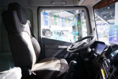 解放鹰拓 7.8L柴油 350马力 8X4 一汽解放10档 5.6米自卸车