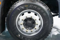 解放鹰拓 7.8L柴油 350马力 8X4 一汽解放10档 5.6米自卸车