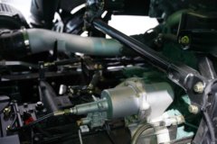 解放鹰拓 7.8L柴油 350马力 8X4 一汽解放10档 5.6米自卸车