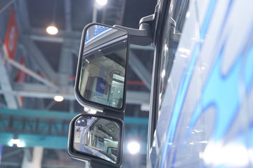 ���ӥ�� ����� 15.6L LNG 660���� 6X4 һ�����12�� AMT�Զ��� ǣ����ͼƬ