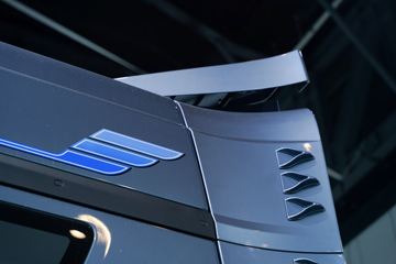 ���ӥ�� ����� 15.6L LNG 660���� 6X4 һ�����12�� AMT�Զ��� ǣ����ͼƬ