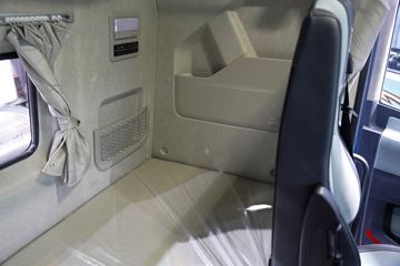 ���ӥ�� ����� 15.6L LNG 660���� 6X4 һ�����12�� AMT�Զ��� ǣ����ͼƬ