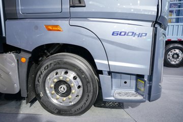 �ൺ��� ӥ�� ����� 15L LNG 600���� 8X4 һ�����12�� AMT�Զ��� 9.5�ײ�դʽ�ػ���ͼƬ