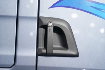 �ൺ��� ӥ�� ����� 15L LNG 600���� 8X4 һ�����12�� AMT�Զ��� 9.5�ײ�դʽ�ػ���ͼƬ