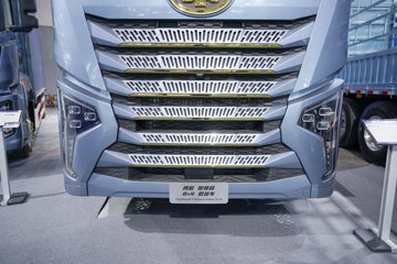 �ൺ��� ӥ�� ����� 15L LNG 600���� 8X4 һ�����12�� AMT�Զ��� 9.5�ײ�դʽ�ػ���ͼƬ