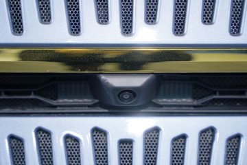 �ൺ��� ӥ�� ����� 15L LNG 600���� 8X4 һ�����12�� AMT�Զ��� 9.5�ײ�դʽ�ػ���ͼƬ