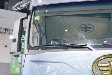 �ൺ��� ӥ�� ����� 15L LNG 600���� 8X4 һ�����12�� AMT�Զ��� 9.5�ײ�դʽ�ػ���ͼƬ