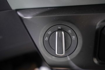 �ൺ��� ӥ�� ����� 15L LNG 600���� 8X4 һ�����12�� AMT�Զ��� 9.5�ײ�դʽ�ػ���ͼƬ