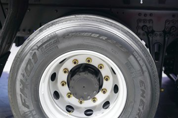 �ൺ��� ӥ�� ����� 15L LNG 600���� 8X4 һ�����12�� AMT�Զ��� 9.5�ײ�դʽ�ػ���ͼƬ