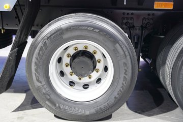 �ൺ��� ӥ�� ����� 15L LNG 600���� 8X4 һ�����12�� AMT�Զ��� 9.5�ײ�դʽ�ػ���ͼƬ