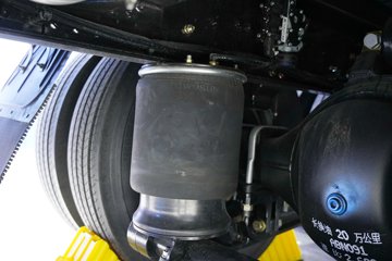 �ൺ��� ӥ�� ����� 15L LNG 600���� 8X4 һ�����12�� AMT�Զ��� 9.5�ײ�դʽ�ػ���ͼƬ