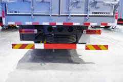 青岛解放 鹰航 智尊版 15L LNG 600马力 8X4 一汽解放12档 AMT自动档 9.5米仓栅式载货车 青岛解放 鹰航 智尊版 15L LNG 600马力 8X4 一汽解放12档 AMT自动档 9.5米仓栅式载货车