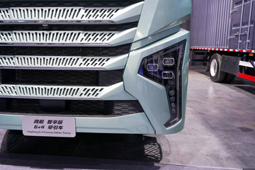 ���ӥ�� ������ 15L LNG 600���� 6X4 һ�����12�� AMT�Զ��� ǣ����ͼƬ