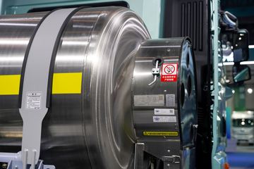 ���ӥ�� ������ 15L LNG 600���� 6X4 һ�����12�� AMT�Զ��� ǣ����ͼƬ
