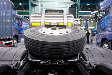 ���ӥ�� ������ 15L LNG 600���� 6X4 һ�����12�� AMT�Զ��� ǣ����ͼƬ