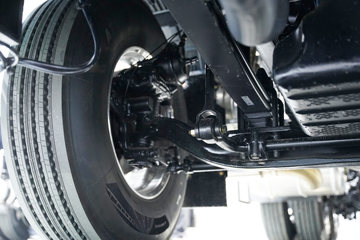���ӥ�� ������ 15L LNG 600���� 6X4 һ�����12�� AMT�Զ��� ǣ����ͼƬ