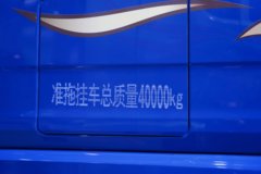 解放鹰航 智尊L版 15.6L LNG 660马力 6X4 一汽解放12档 AMT自动档 牵引车 解放鹰航 智尊L版 15.6L LNG 660马力 6X4 一汽解放12档 AMT自动档 牵引车