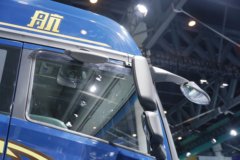 解放鹰航 智尊L版 15.6L LNG 660马力 6X4 一汽解放12档 AMT自动档 牵引车 解放鹰航 智尊L版 15.6L LNG 660马力 6X4 一汽解放12档 AMT自动档 牵引车