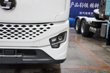 �������ó��Ӱ�S700 12.5L���� 600���� 6X4 ����12�� AMT�Զ��� ǣ����ͼƬ