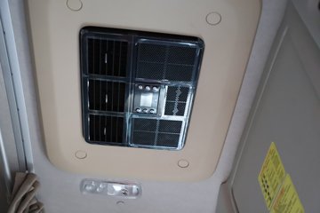 �������ó��Ӱ�S700 12.5L���� 600���� 6X4 ����12�� AMT�Զ��� ǣ����ͼƬ
