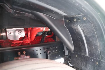 �������ó��Ӱ�S700 12.5L���� 600���� 6X4 ����12�� AMT�Զ��� ǣ����ͼƬ