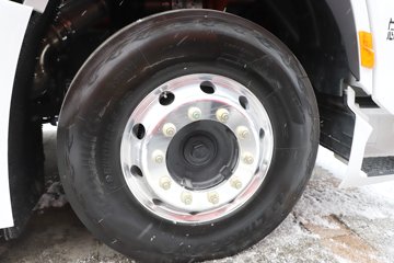 �������ó��Ӱ�S700 12.5L���� 600���� 6X4 ����12�� AMT�Զ��� ǣ����ͼƬ
