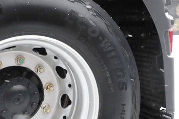 �������ó��Ӱ�S700 12.5L���� 600���� 6X4 ����12�� AMT�Զ��� ǣ����ͼƬ