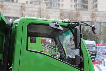 �������ó� ����G100 2.5L���� 155���� 4X2 ��ʿ��8�� 3.3�׵�����ж��ͼƬ