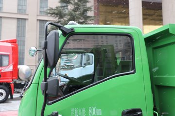 �������ó� ����G100 2.5L���� 155���� 4X2 ��ʿ��8�� 3.3�׵�����ж��ͼƬ