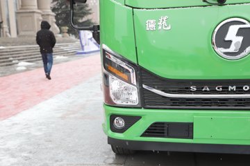 �������ó� ����G100 2.5L���� 155���� 4X2 ��ʿ��8�� 3.3�׵�����ж��ͼƬ