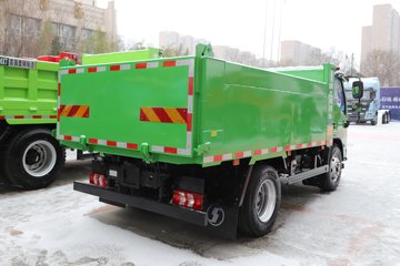 �������ó� ����G100 2.5L���� 155���� 4X2 ��ʿ��8�� 3.3�׵�����ж��ͼƬ