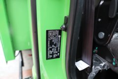 陕汽商用车 德龙G100 2.5L柴油 155马力 4X2 法士特8档 3.3米单排自卸车 陕汽商用车 德龙G100 2.5L柴油 155马力 4X2 法士特8档 3.3米单排自卸车