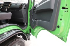 陕汽商用车 德龙G100 2.5L柴油 155马力 4X2 法士特8档 3.3米单排自卸车 陕汽商用车 德龙G100 2.5L柴油 155马力 4X2 法士特8档 3.3米单排自卸车