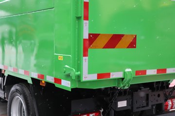 �������ó� ����G100 2.5L���� 155���� 4X2 ��ʿ��8�� 3.3�׵�����ж��ͼƬ