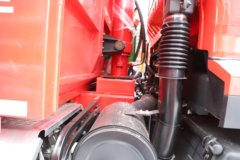 陕汽商用车 德龙G500 复合版 6.4L柴油 245马力 6X2R 法士特10档 4.5米排半自卸车