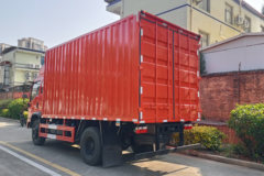 东风福瑞卡F6 4L柴油 184马力 法士特8档 4.8米排半厢式载货车