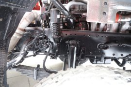 德御Q300S&nbsp;自卸车底盘                                                图片