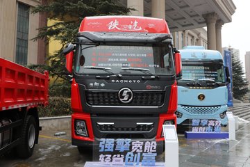 �������ó� ����Q500 14.8L LNG 560���� 6X4 ��ʿ��12�� ǣ����ͼƬ