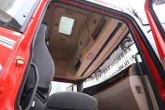 陕汽商用车 德御Q500 14.8L LNG 560马力 6X4 法士特12档 牵引车