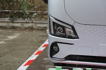 �������ó� ����S300 ���а� ��ɲ 4.2�׵��Ŵ��綯��ʽ�Ῠ ����ʱ��165.15kWhͼƬ