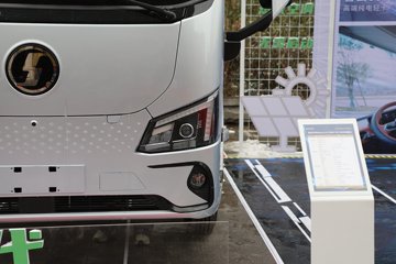 �������ó� ����S300 ���а� ��ɲ 4.2�׵��Ŵ��綯��ʽ�Ῠ ����ʱ��165.15kWhͼƬ