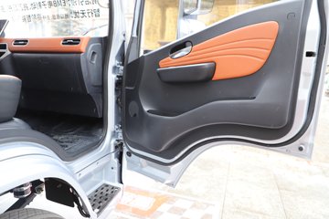 �������ó� ����S300 ���а� ��ɲ 4.2�׵��Ŵ��綯��ʽ�Ῠ ����ʱ��165.15kWhͼƬ