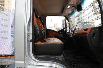 �������ó� ����S300 ���а� ��ɲ 4.2�׵��Ŵ��綯��ʽ�Ῠ ����ʱ��165.15kWhͼƬ