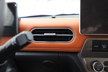 �������ó� ����S300 ���а� ��ɲ 4.2�׵��Ŵ��綯��ʽ�Ῠ ����ʱ��165.15kWhͼƬ