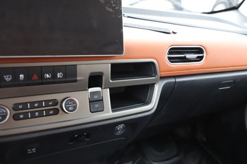 �������ó� ����S300 ���а� ��ɲ 4.2�׵��Ŵ��綯��ʽ�Ῠ ����ʱ��165.15kWhͼƬ