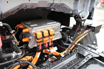 �������ó� ����S300 ���а� ��ɲ 4.2�׵��Ŵ��綯��ʽ�Ῠ ����ʱ��165.15kWhͼƬ