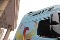 陕汽商用车 延安S700 舒享版 14.5L LNG 630马力 6X4 伊顿12档 AMT自动档 高顶双卧 牵引车