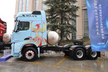 �������ó� �Ӱ�S700 ������ 14.5L LNG 630���� 6X4 ����12�� AMT�Զ��� �߶�˫�� ǣ����ͼƬ