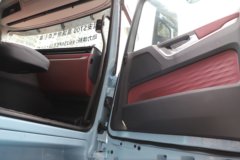 陕汽商用车 延安S700 舒享版 14.5L LNG 630马力 6X4 伊顿12档 AMT自动档 高顶双卧 牵引车