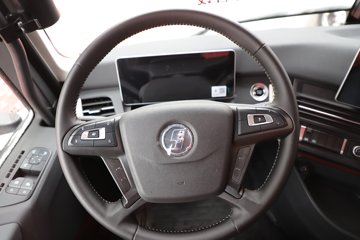 �������ó� �Ӱ�S700 ������ 14.5L LNG 630���� 6X4 ����12�� AMT�Զ��� �߶�˫�� ǣ����ͼƬ
